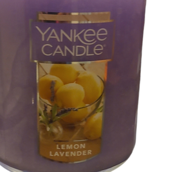 💜Yankee Candle LEMON LAVENDER💜22 OZ. - Picture 2 of 6